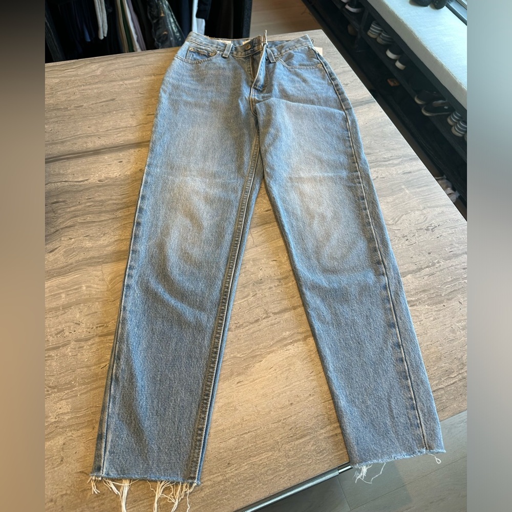 Levi’s Mom Jeans 24